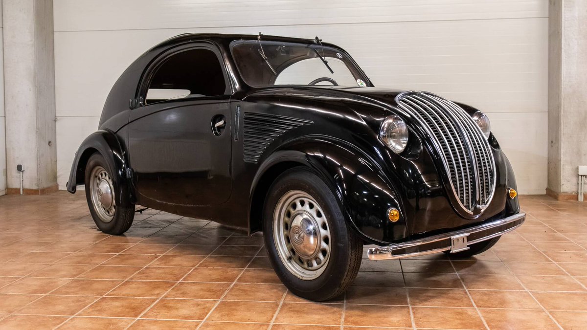The name Steyr is mostly known in association with firearms – especially sporting rifles of which the Mannlicher-Schönauer is the best known. But Steyr also made automobiles including the Steyr-Puch 50 and 55 which were Austria’s answer to the Volkswagen.
revivaler.com/steyr-puch-55-…