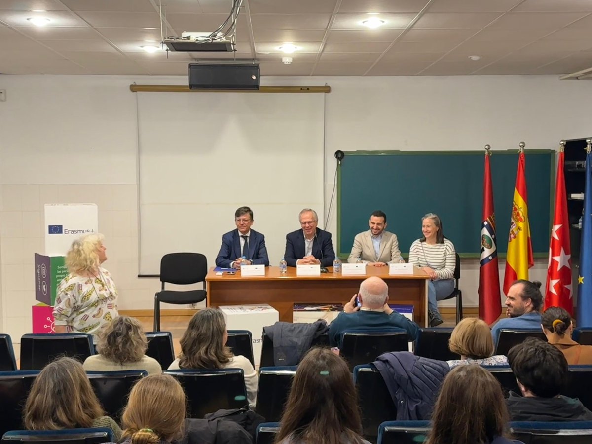 José A Mtnez Páramo tweet media