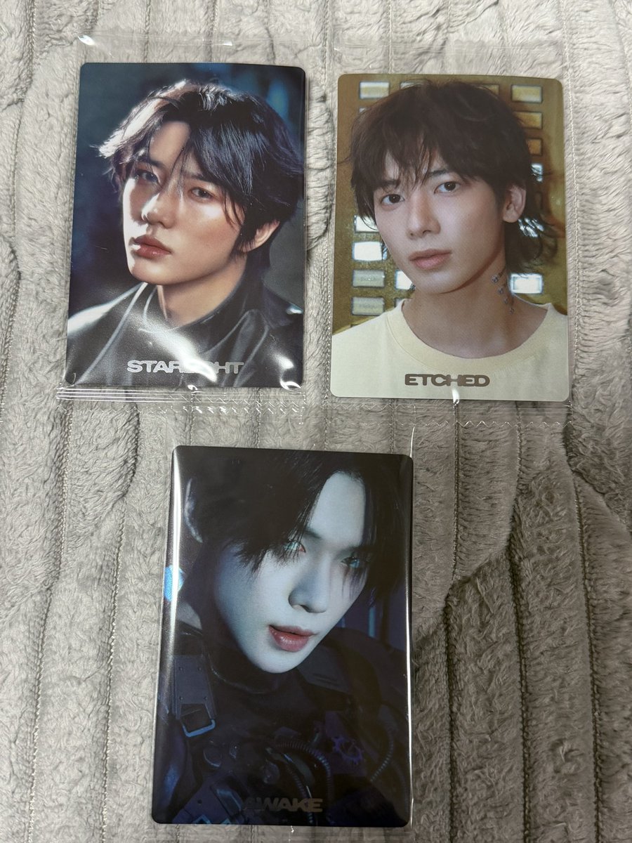 moa_beomi's tweet photo. txt トゥバ ウエハース バンダイ 交換

譲　ノーマル
　　ボムギュ、ヨンジュン、テヒョン

求    2枚目写真
　　❤️ボムギュ、スビン

同日発送、郵送希望です！
お気軽にお声掛けください♡

 #txt交換 #トゥバ交換 #トゥバ https://t.co/NRbHUU2W8H