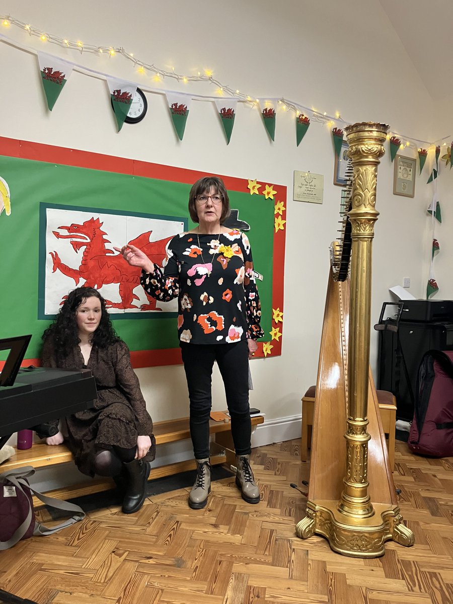 Merched y Wawr tweet media