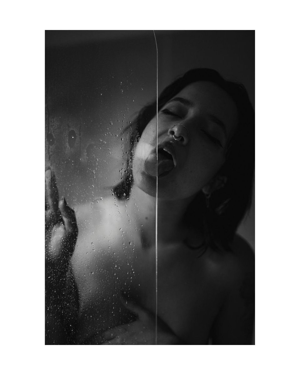 axeldavis01's tweet photo. Petite session douche avec @mlleylla https://t.co/gXPynrIl6B