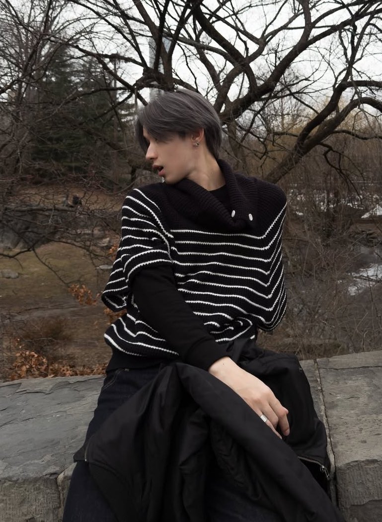 น้องฮง แกเข้าใจยังว่าทำไมพี่ๆเค้าเรียกแก ขี๋เต๊ะ ที่เค้าบอกแกแต่งตัวเคะมาก แกเข้าใจใช่ปะ แกรู้ใช่มั้ยยยยยย 😭😭😭😭😭