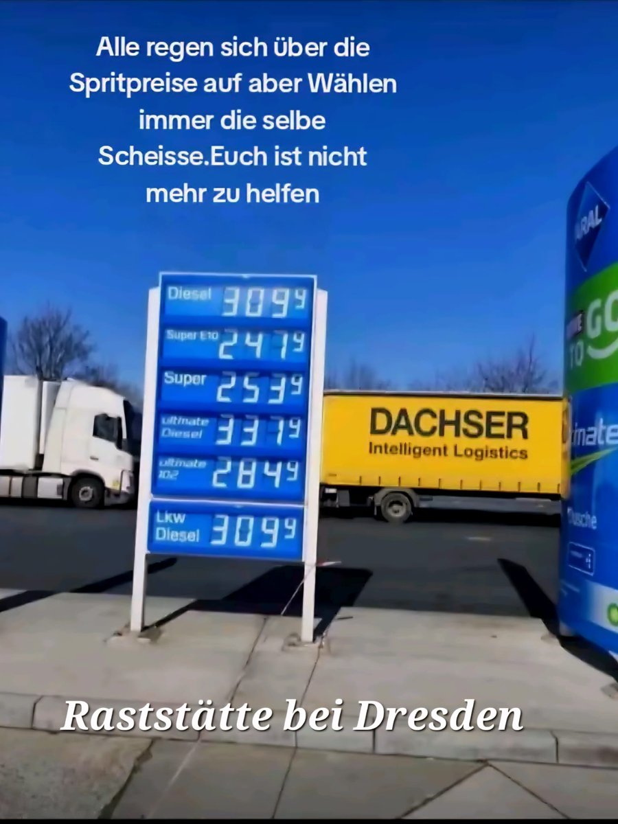 Klar Name 😂🐕‍🦺🦮🐈‍⬛🐈💙 tweet media