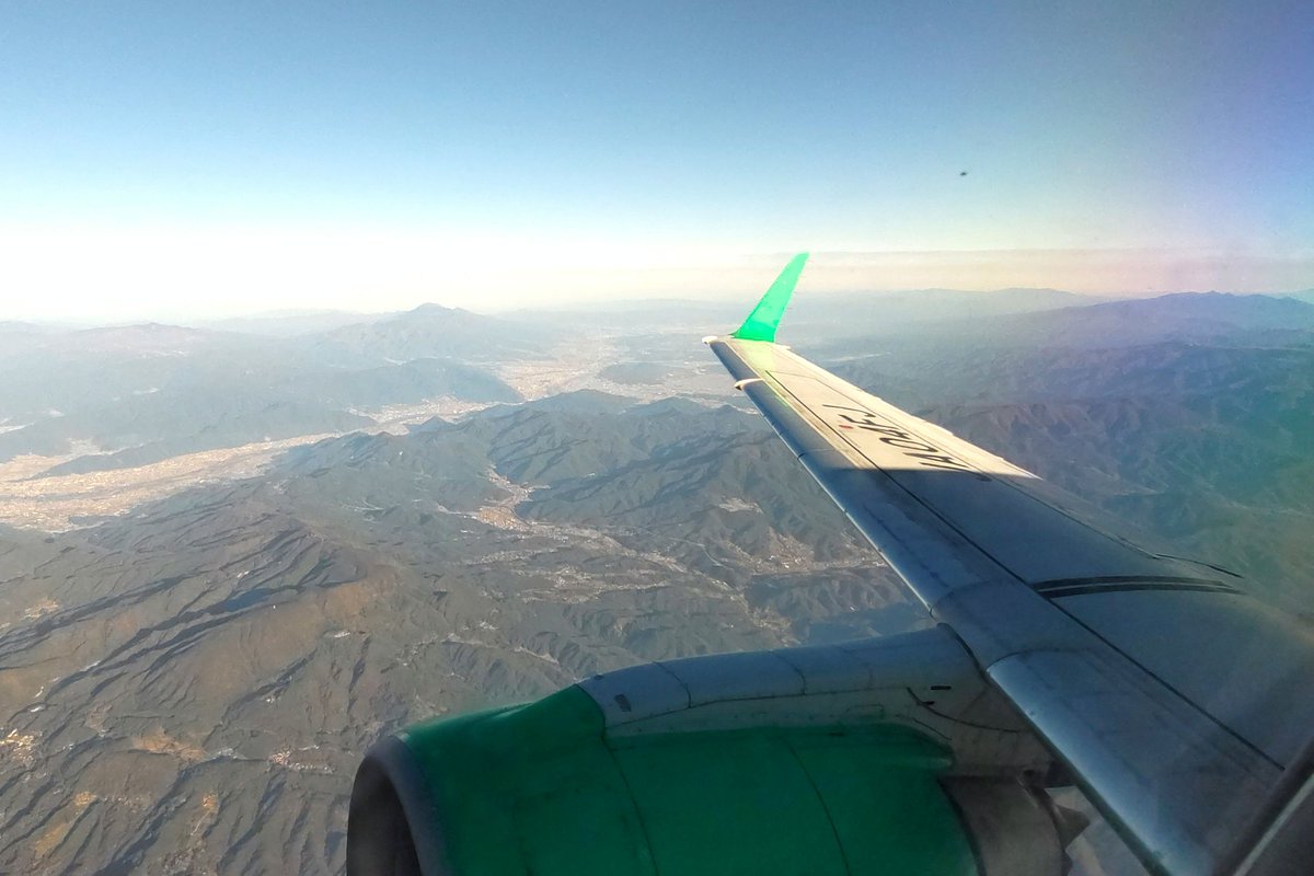 goofy57729451's tweet photo. 2022.10.21  15 : 44  MMJｰOKDの途中✈
#JA04FJ  #ずっと大好き4号機 💚  
@FDA_fujidream https://t.co/tvHRTuR9CA