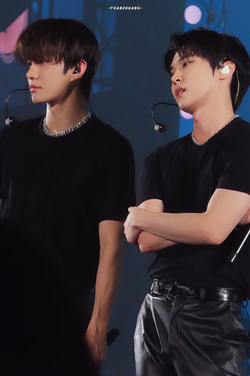 D-455

250316 THE MOMENTUM 

Osaka  day2

#도영 #DOYOUNG #ドヨン
#정우 #JUNGWOO #ジョンウ
#NCT #NCT127