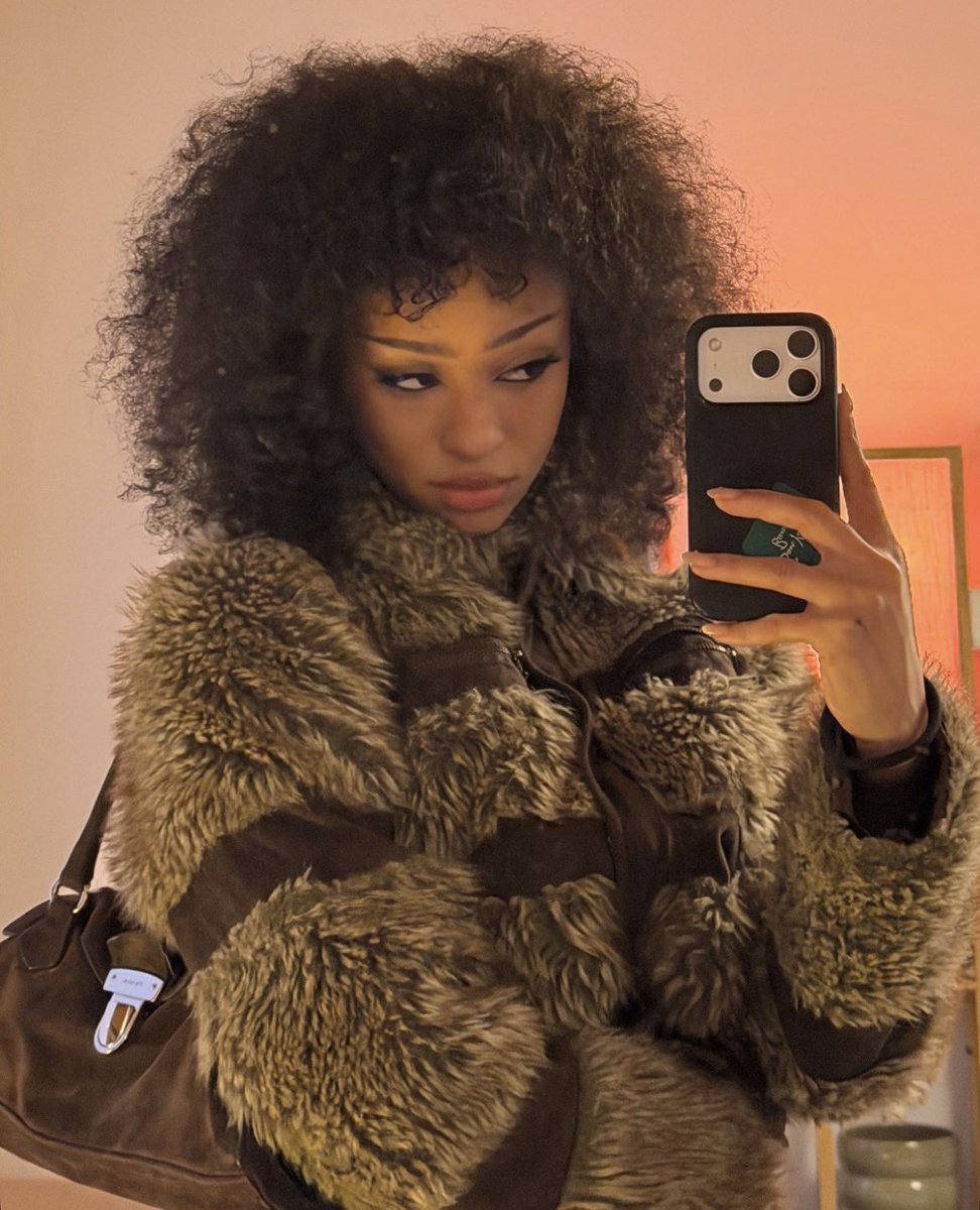 Meret Manon Team tweet media