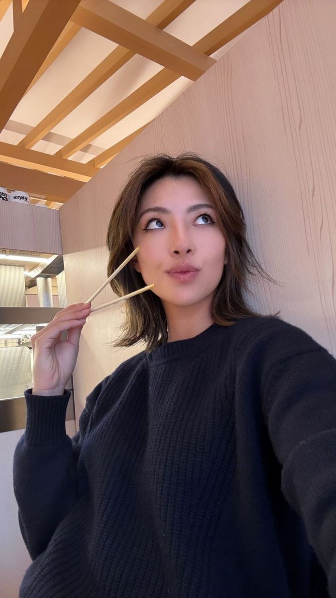 Lily ❃ tweet media