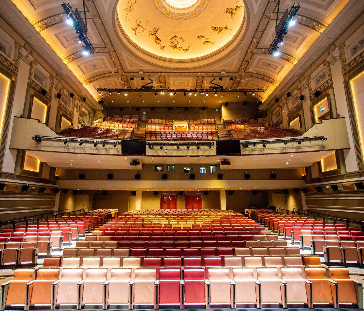 FattiDear_L's tweet photo. Another stop added to our Arcadia tour 🥹♥️
Arcadia Singapore!
It will be held at📍Capitol Theater on 🗓️ 12 April 2026.
The organizer is 'Three Angles Pro', the same as in Jakarta &amp; Manila. Thanks to them! ✨
More details will be announced soon!
https://t.co/8aJusDCiP1

#CHEN #첸 https://t.co/61nt0c5MVp