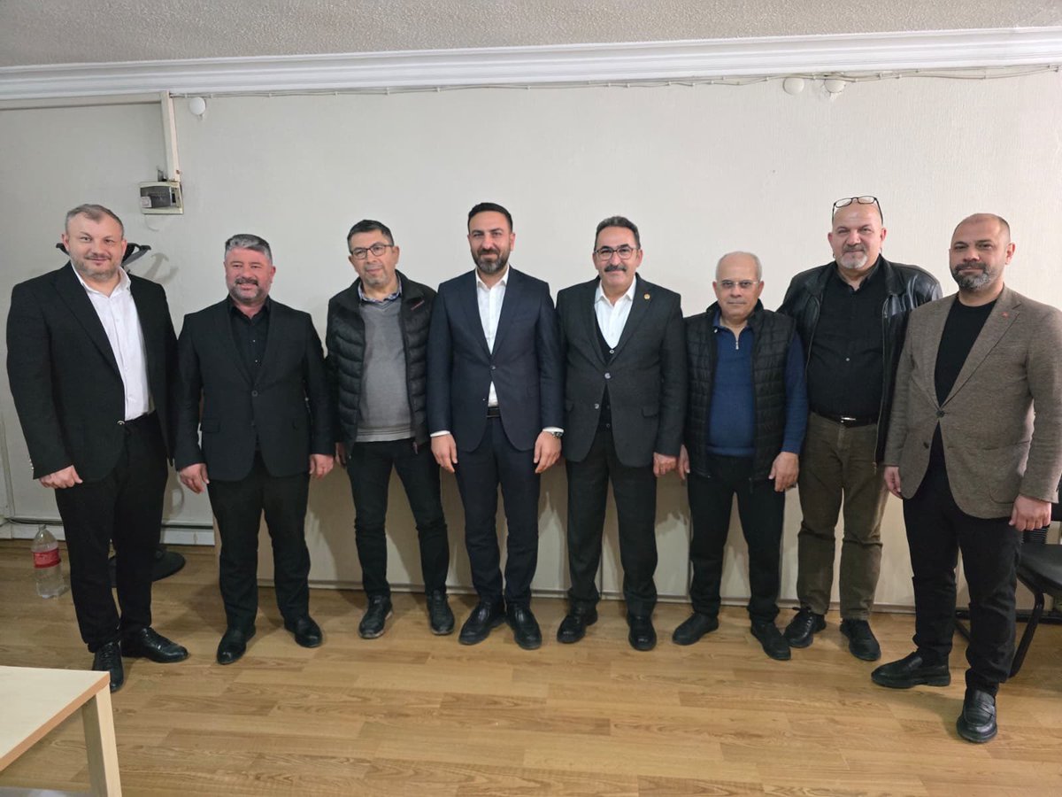 📍 Çukurova Günaydın Gazetesi

Seyhan İlçe Başkanımız İbrahim Gökçedağ ile birlikte Çukurova Günaydın Gazetesini ziyaret ettik.

Adana’mızın gündemine dair değerlendirmelerde bulunarak şehrimizin meseleleri üzerine sohbet ettik.