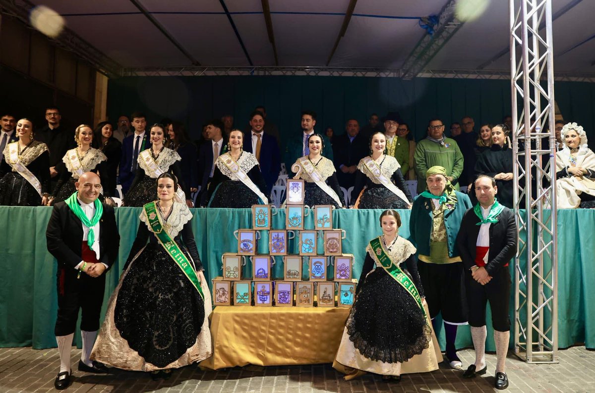 Corts Valencianes tweet media