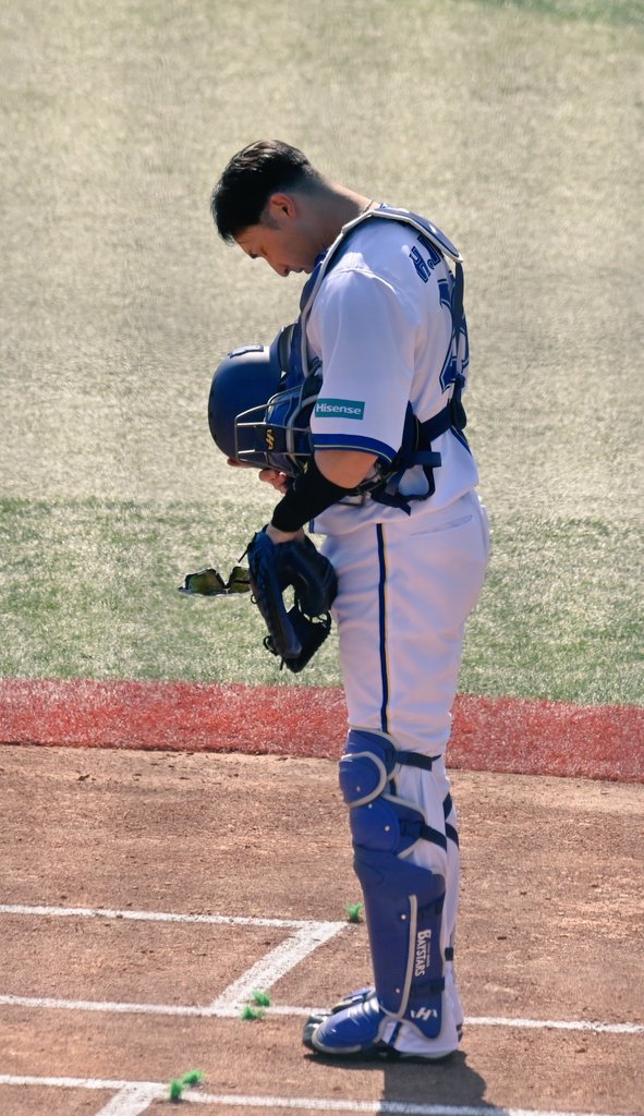 WellerGallagher's tweet photo. #伊藤光 選手  #野球選手の既視感 https://t.co/GHqg37hlIi