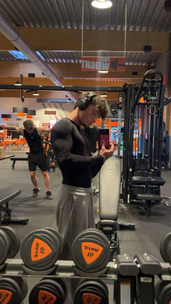 james whay tweet media