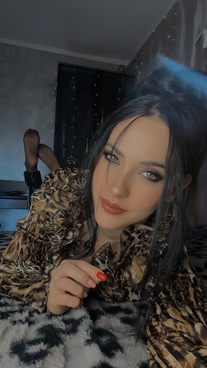 Goddess__Paulaa's tweet photo. That familiar feeling again? https://t.co/dHsrJVn7jQ