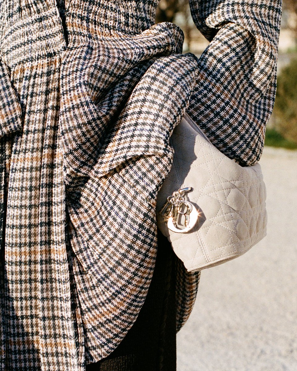 Dior tweet media