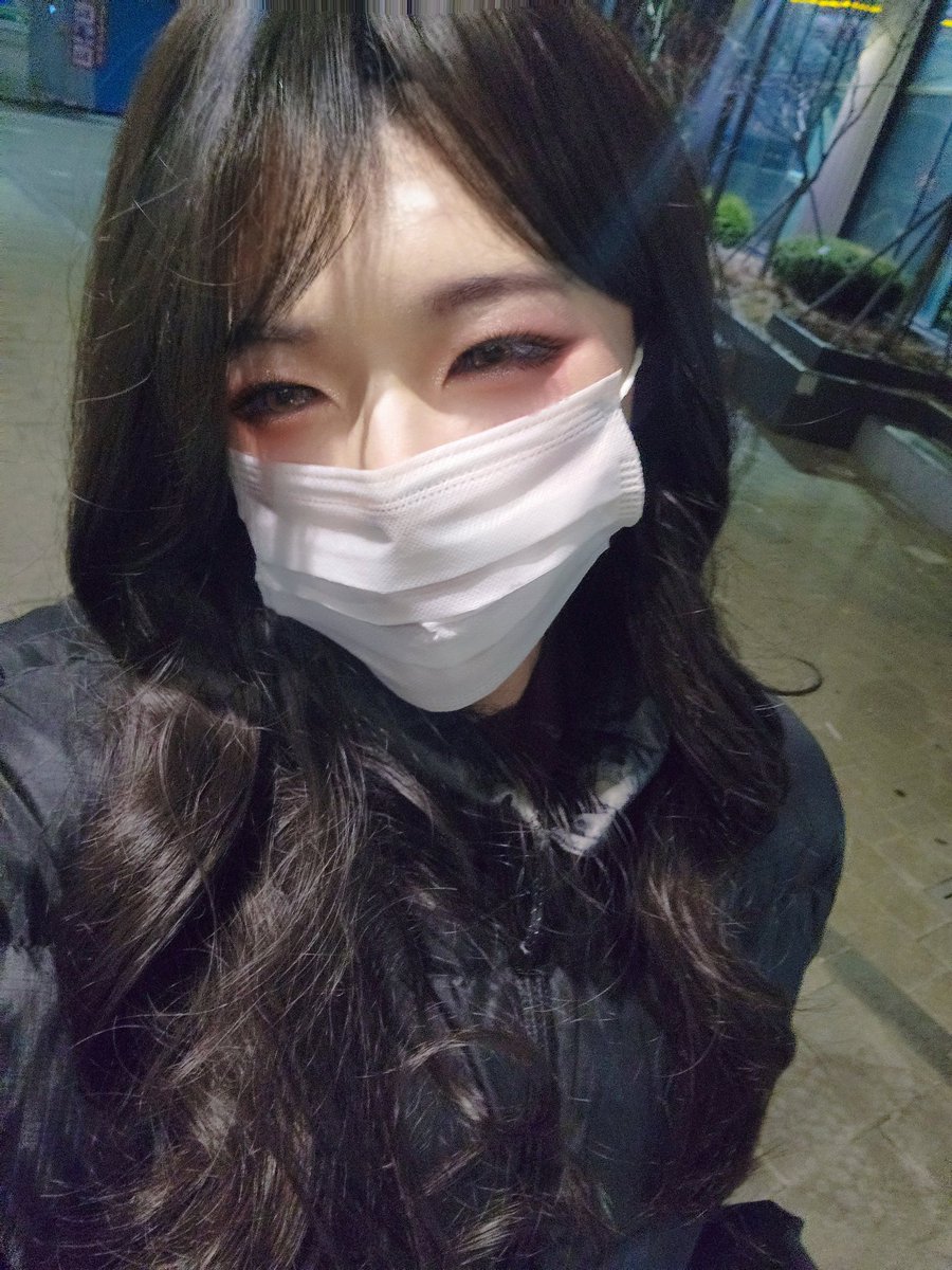 harin.bloom tweet media