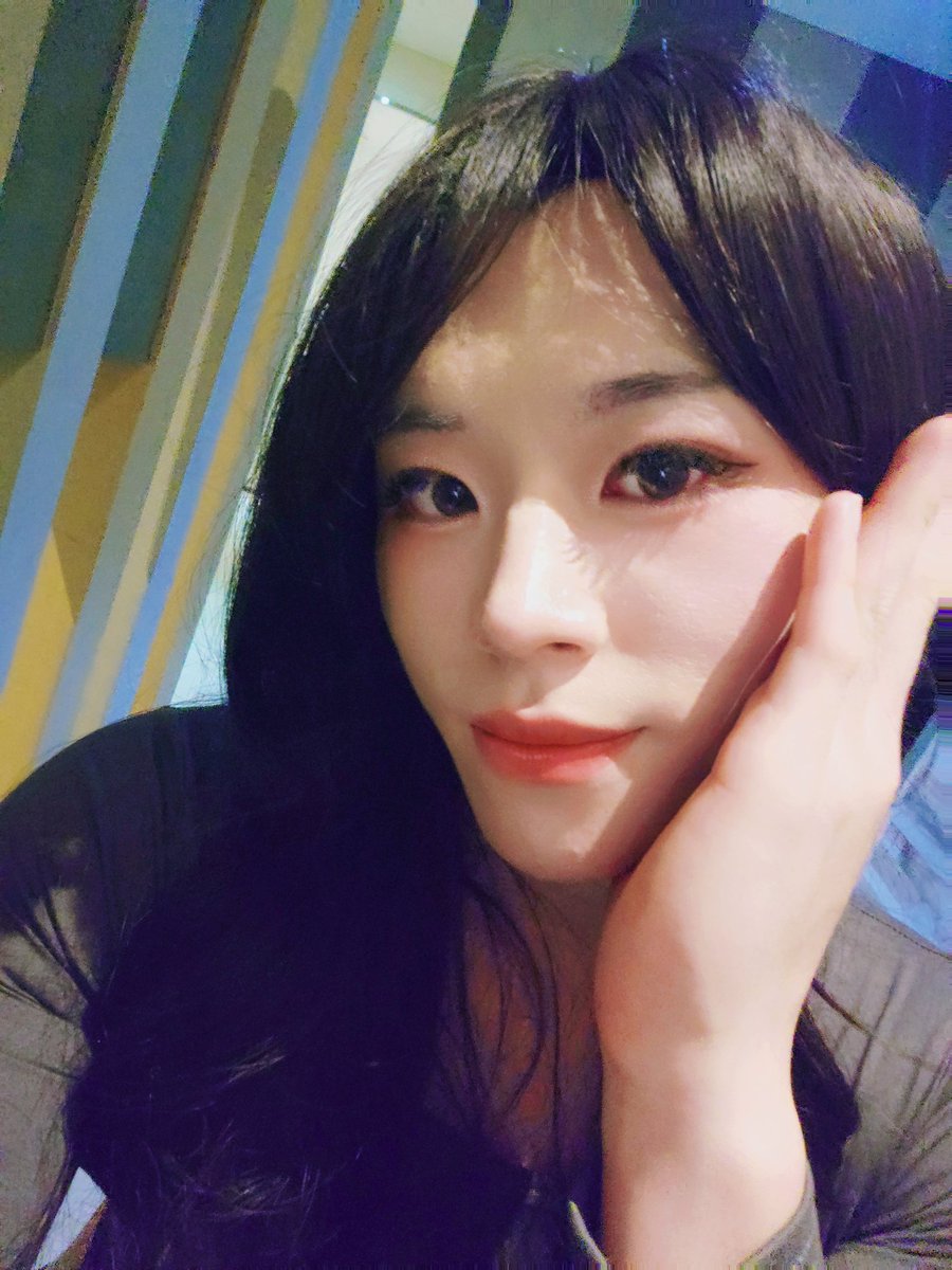 harin.bloom tweet media