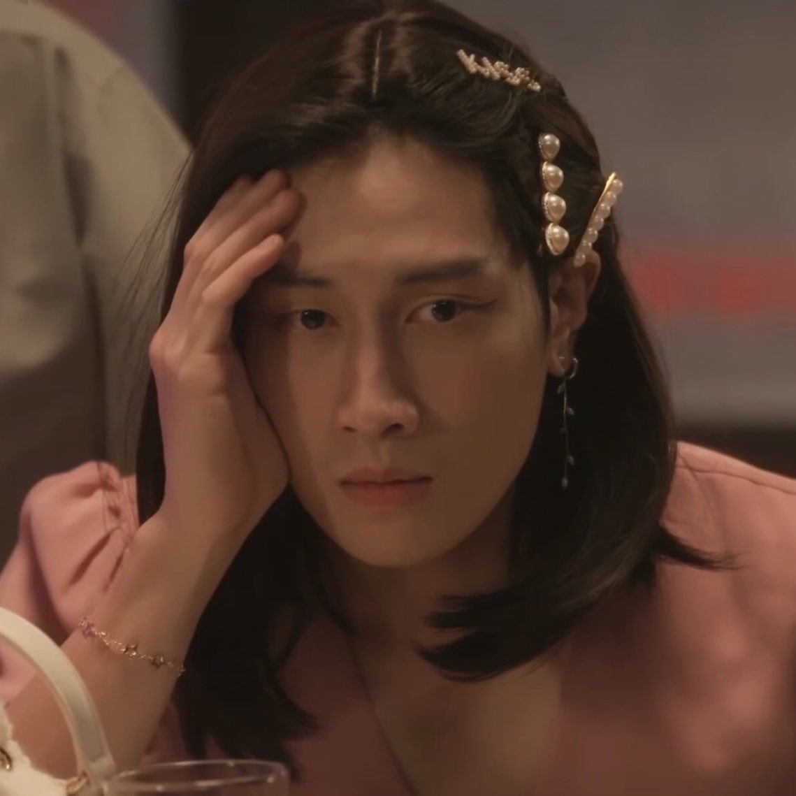 เหมยลี่(2009)                                   เหมยลี่(2025)