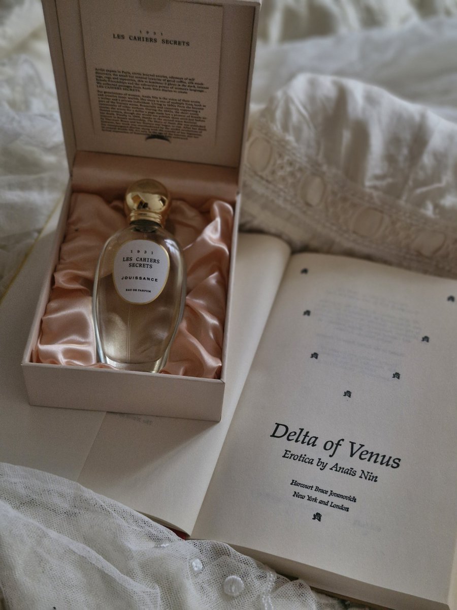 fawnmotif's tweet image. silk bedsheets after sex with the most esoteric woman you know, hands tracing over warm skin and yearning for iris-ridden evenings spent delirious over the shape of her mouth. the powder inside a vintage makeup compact, ballerina tights and 1930s boudoirs. the perfect signature