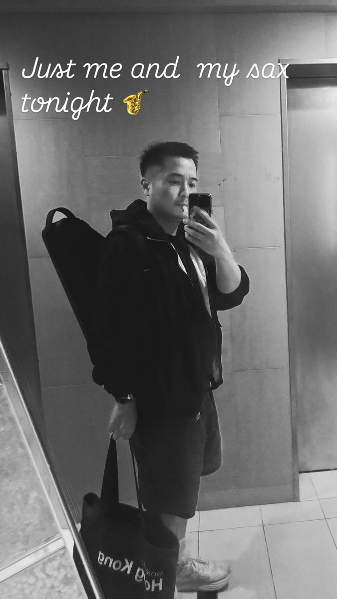RuneZellweger's tweet photo. 🎷 https://t.co/cNJ0TK1HuQ
