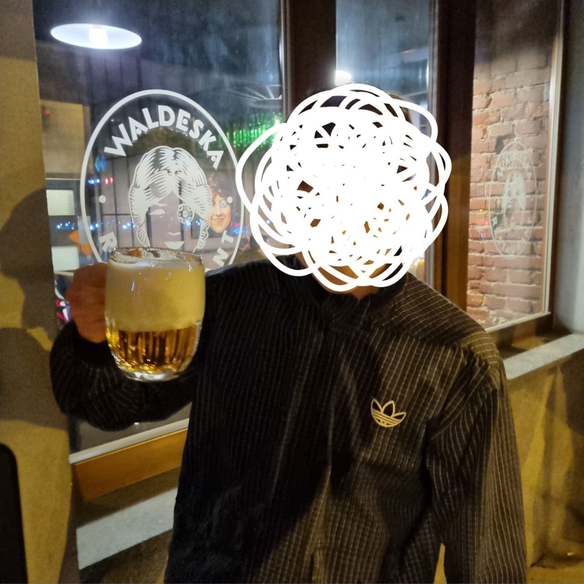 Petr Zlesa tweet media