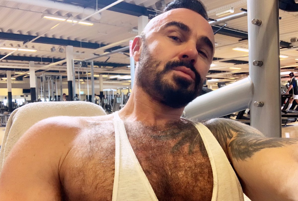 Jessy Ares tweet media