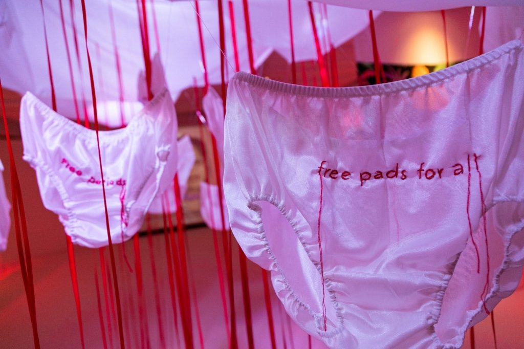 นิทรรศกี ไม่ได้มีแค่ตัวอักษรอะดิ