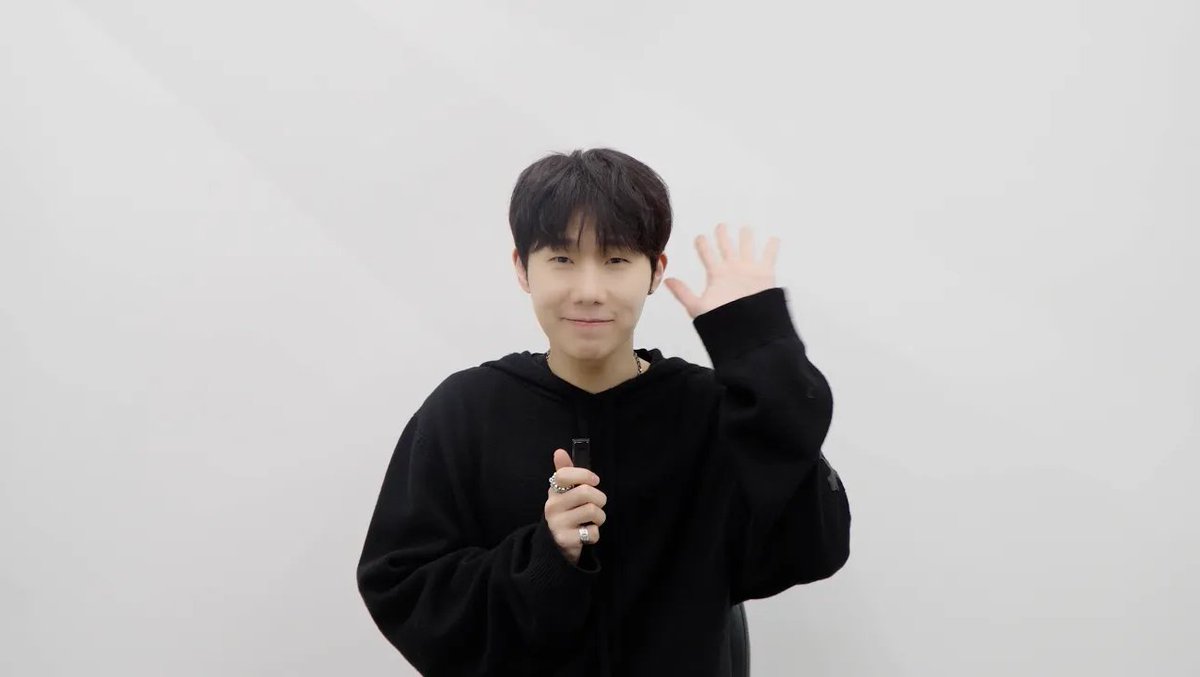 キム・ソンギュ、ミニ6枚組『OFF THE MAP』を紹介する映像を公開！
김성규(Kim SunGkyu), 미니 6집 'OFF THE MAP'을 소개하는 영상 공개!
youtu.be/0PJUfZrSQ7w

#김성규 #성규 #キムソンギュ #ソンギュ #KIMSUNGKYU #SUNGKYU #인피니트 #INFINITE