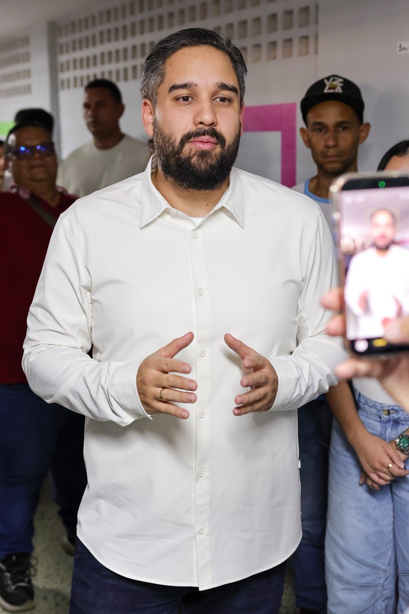 Nicolas Maduro Guerra tweet media