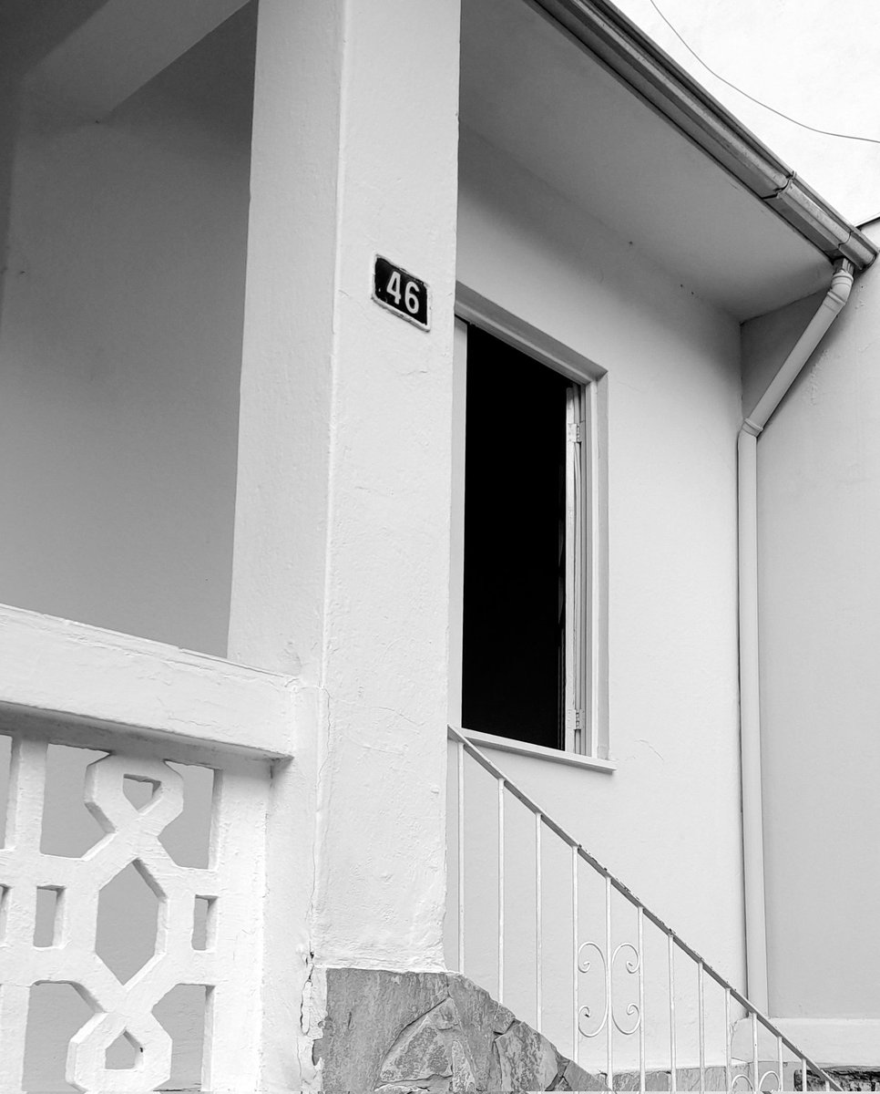 Janela Aberta na 46, 2026
#photography #fotografia #fotografía #Fotografie #bnw #blackandwhitephotography #bw #blackandwhitephoto #foto #bnwphotography #abstractphoto #Monochrome #artphotography #artphoto #Foto #PhotoArt #bnw_captures #photo #mono #fineartphotography #fotos
