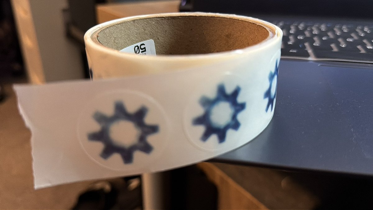 Risc OS Technologies tweet media