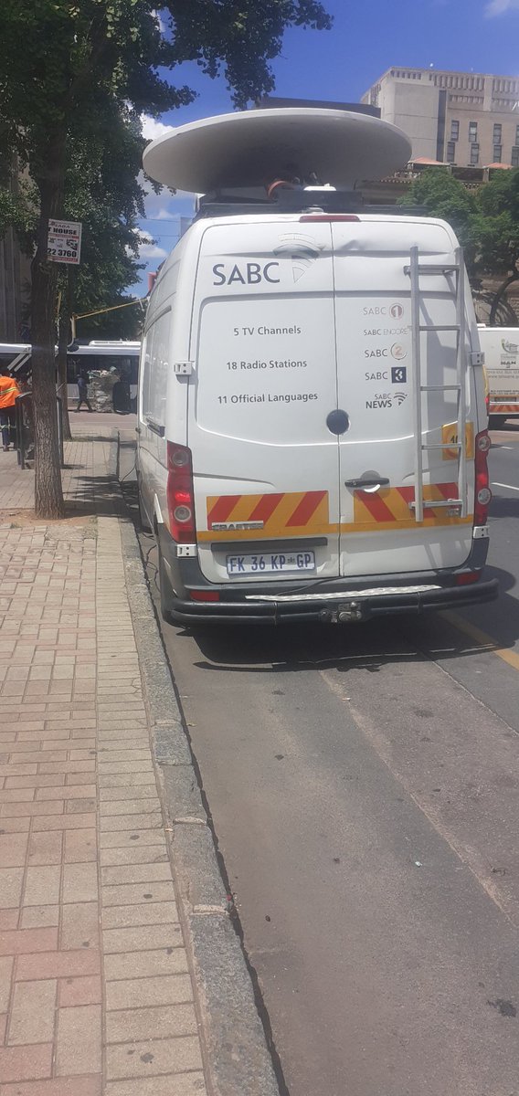 Maria Lukaku tweet media