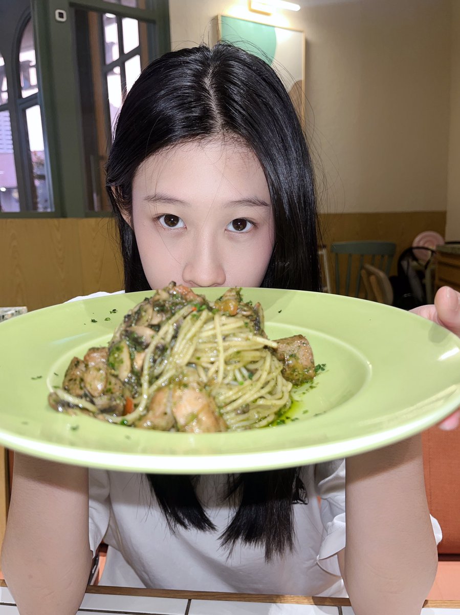 Bong Aprilli tweet media