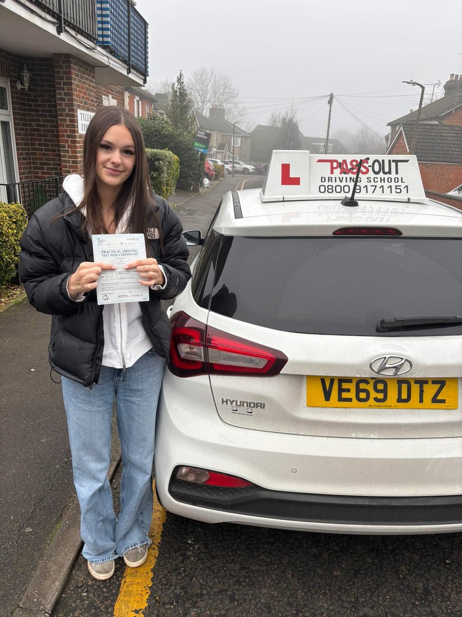 PassOutDriving's tweet photo. Congratulations to Mikalina Mack - getting the week started with a very good pass in a foggy Brentwood. Well done and enjoy your driving! 🚗  Instruction By Paul Nicholls ADI https://t.co/GDQKBD8dob