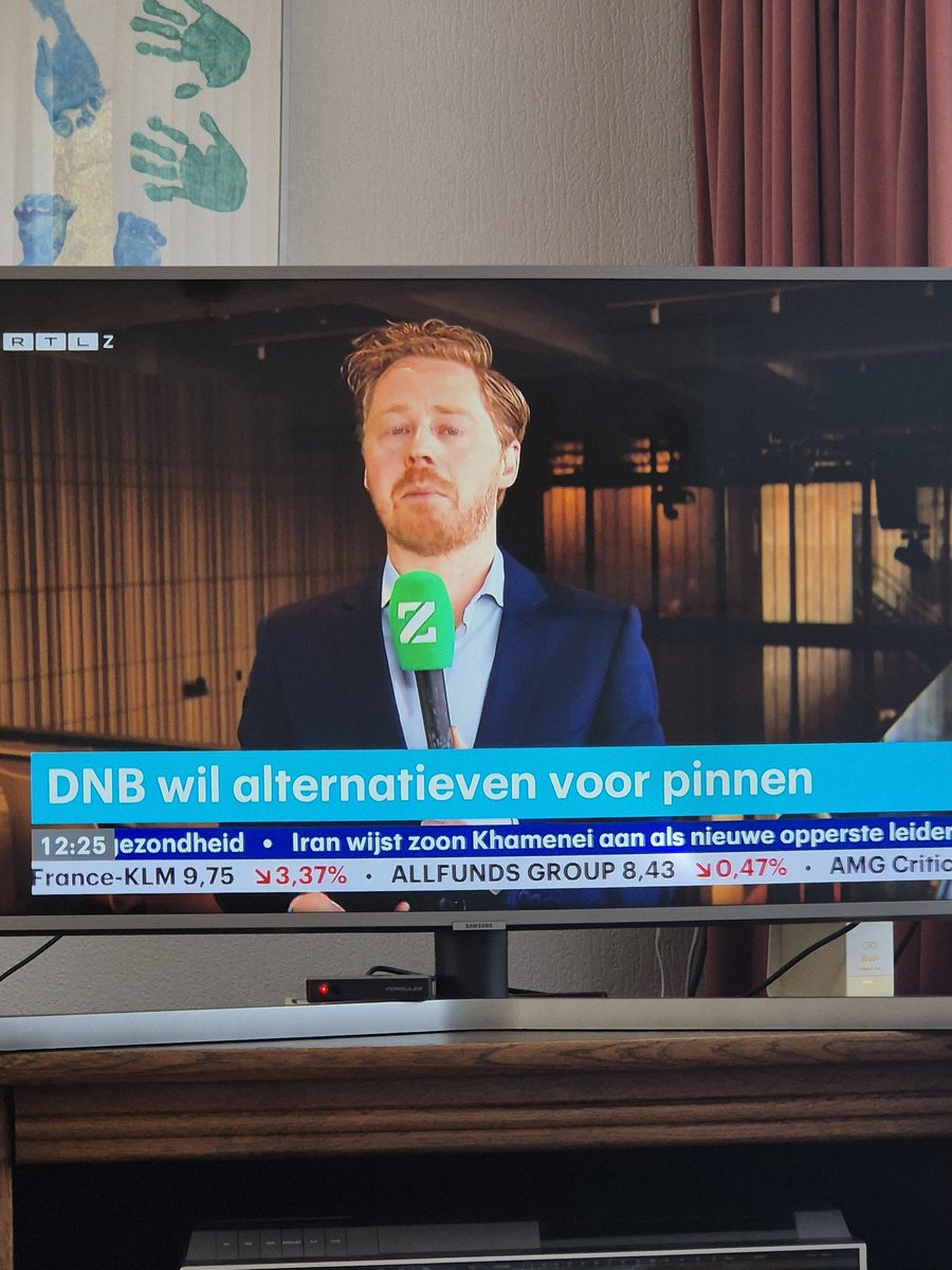Wat dacht je van gewoon cash?