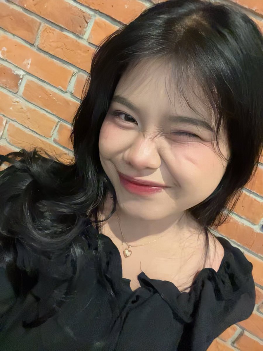 jeli🌙 tweet media