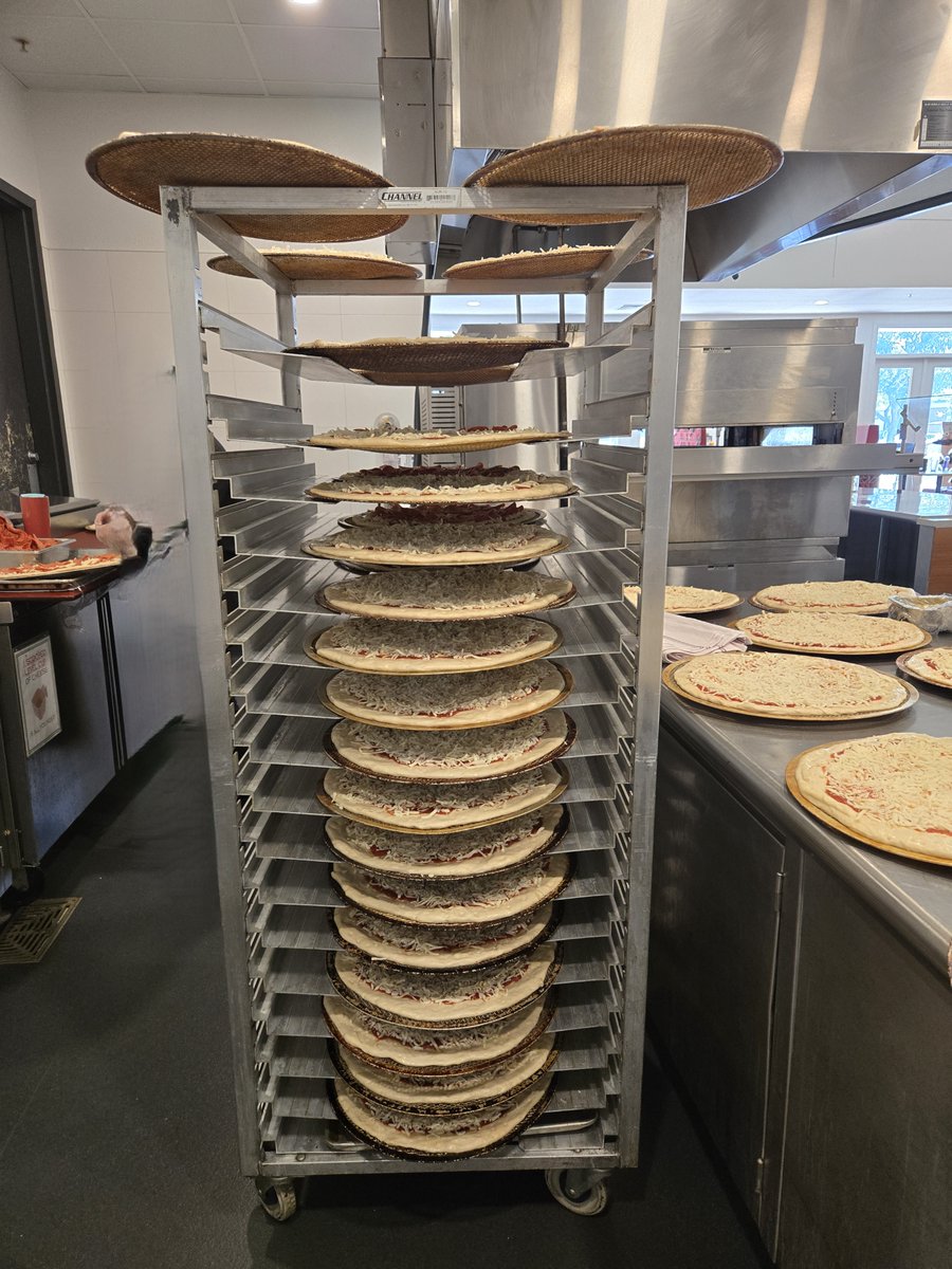 Lamar Dining tweet media