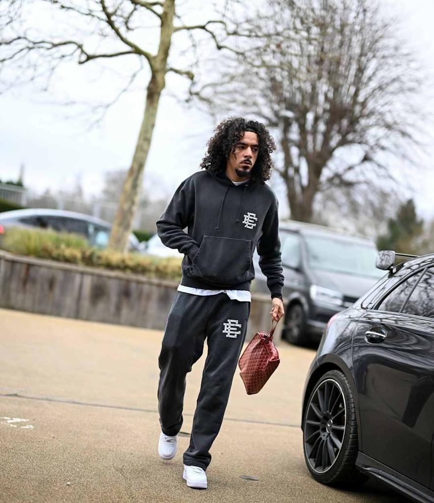 Vince™ tweet media