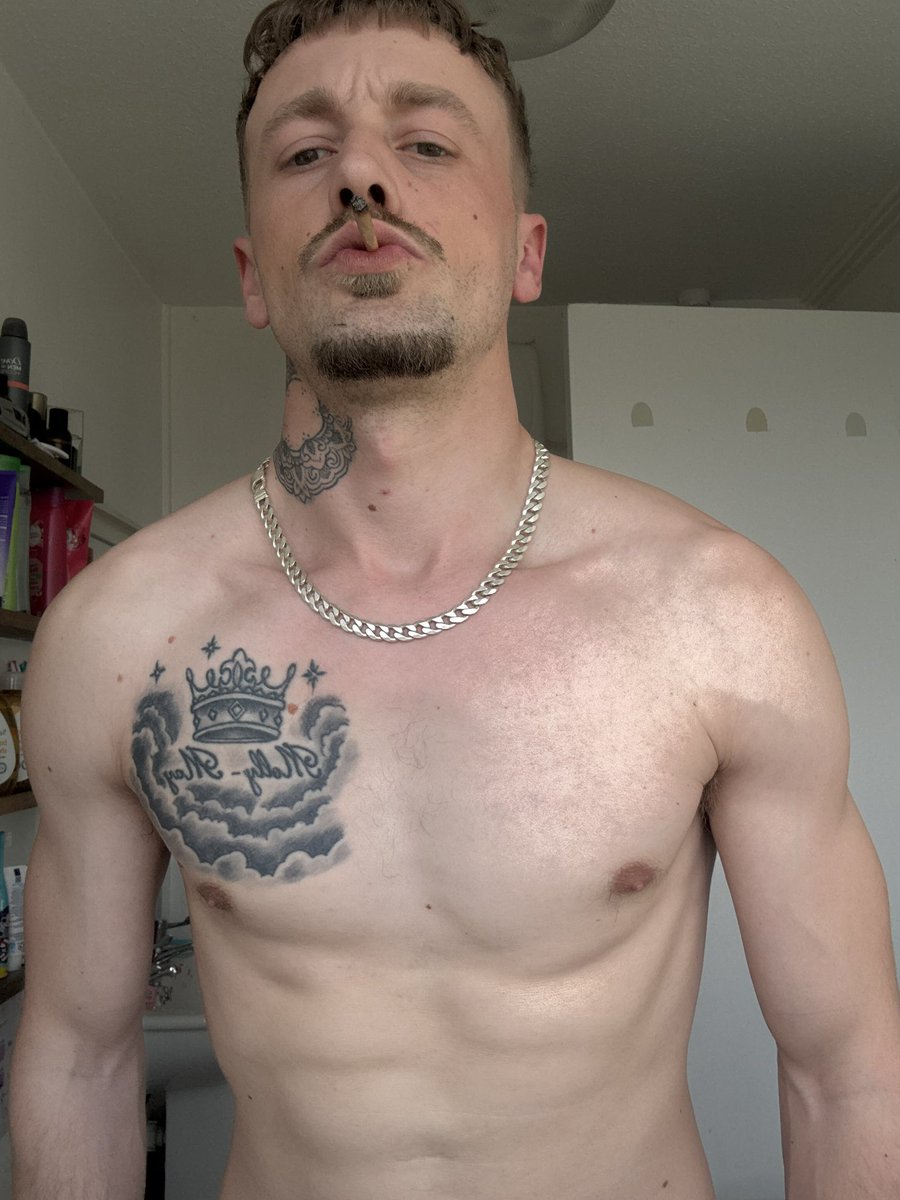 Mαster Sean ♛ tweet media