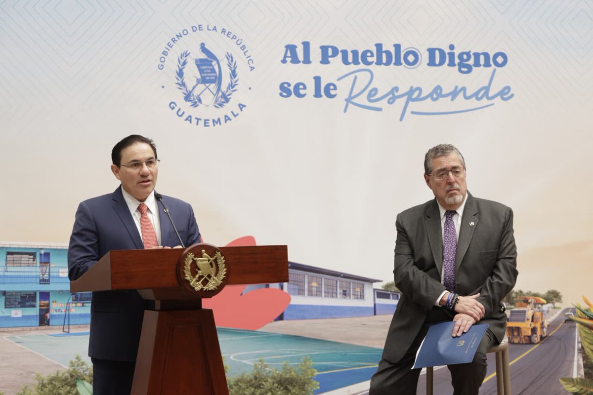 #EnElPaísDCA | El ministro de Gobernación, Marco Antonio Villeda afirmó,  "Vamos a acabar con los privilegios" al referirse al ingreso de objetos prohibidos a las cárceles. Esto a través de las requisas "módulo por módulo en cada cárcel del país", señaló.

Además resaltó que en