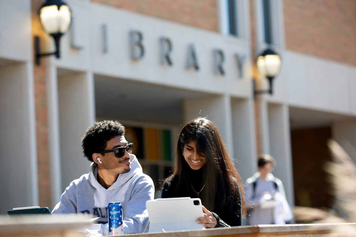 UTA Libraries tweet media