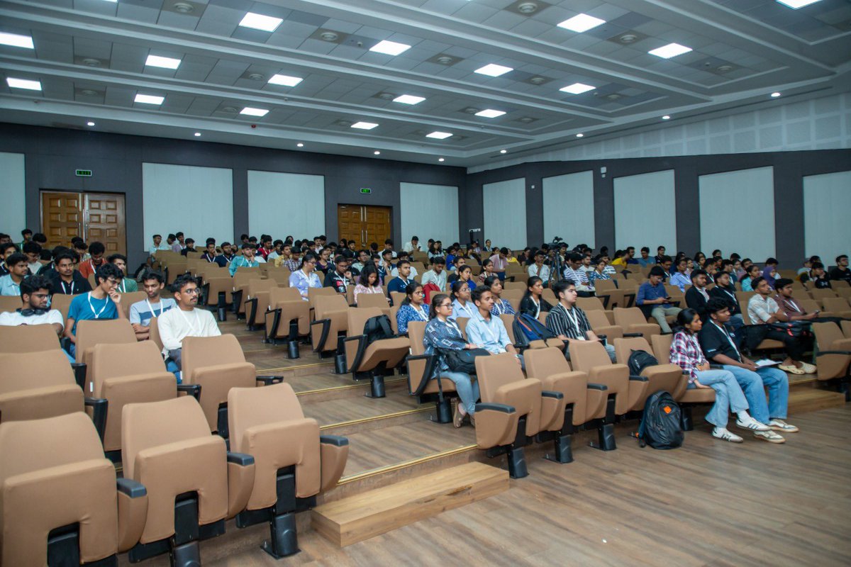 FOSSMangalore's tweet photo. LibreChat + ClickHouse: Real-time Analytics with LLMs
Mohammad Hisham Hasan talked about turning LibreChat into a visual analytics platform by connecting it with ClickHouse using MCP. https://t.co/qvea6wgpep