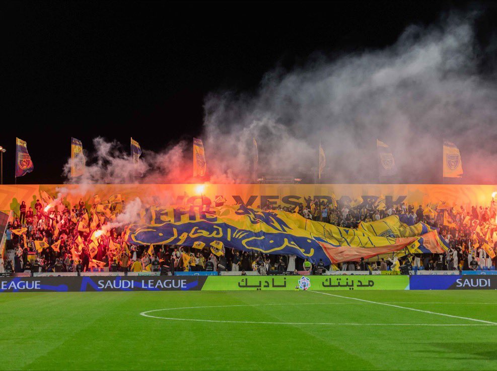 مدينتك =  ناديك

عبارة يطبقها دائماً جمهور #التعاون

وفي ( الوولفز بارك ) :
 أنت أمام جماهير #التعاون فقط 

💙💛🖤