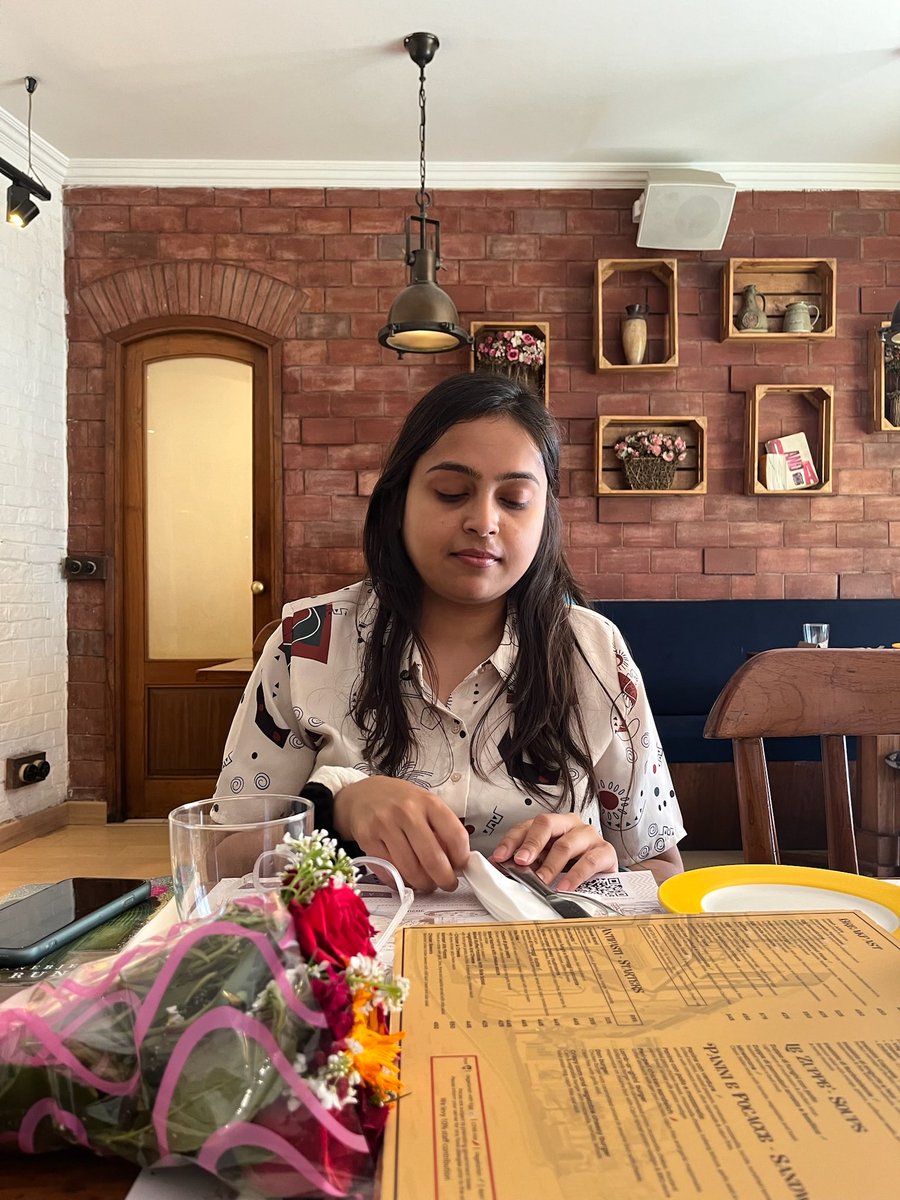 Btw, this was me in March 2024 🙂

It’s been a decade of trying to ‘fix’ my body when maybe all it wanted was consistency and kindness.

I lose fat. I gain fat. I’m still showing up tho.