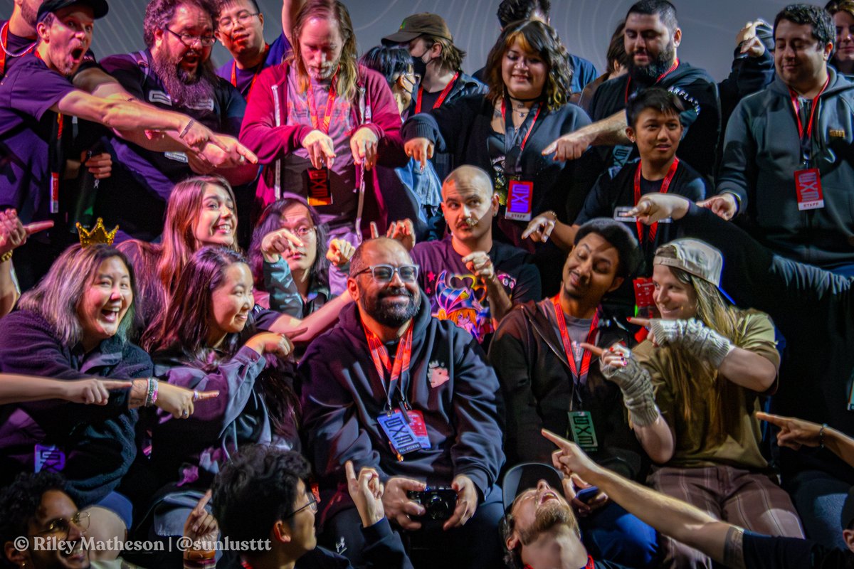 riley ☀️ tweet media