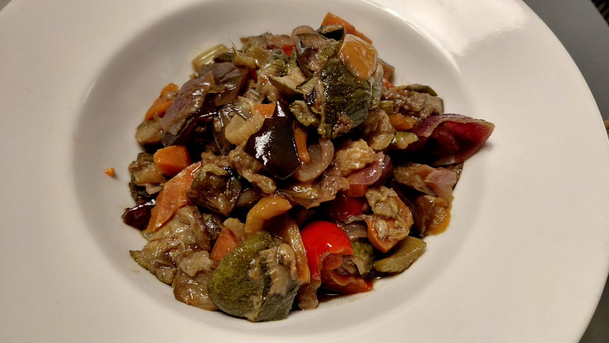 Destination Eat Drink tweet media