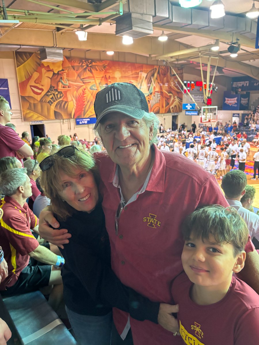 Cyclone Club tweet media