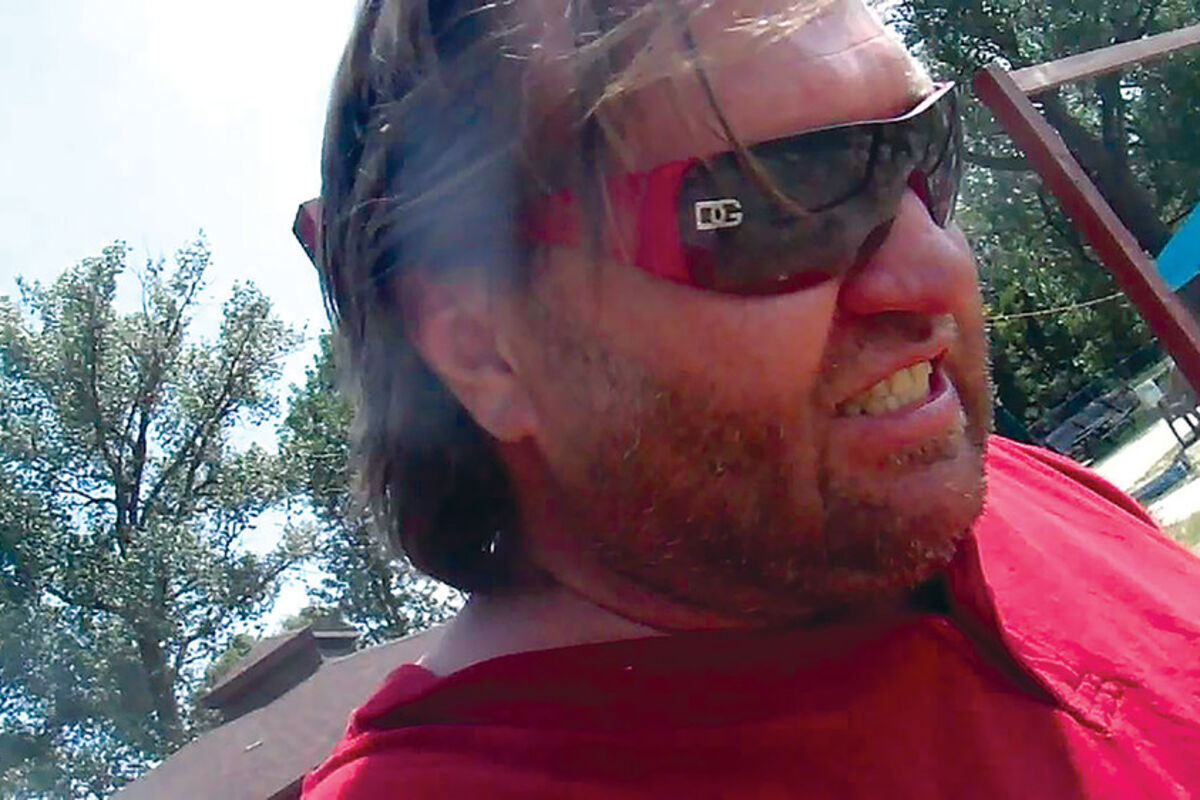 Alright kids
I have to put this site up in the next two hours
no excuses