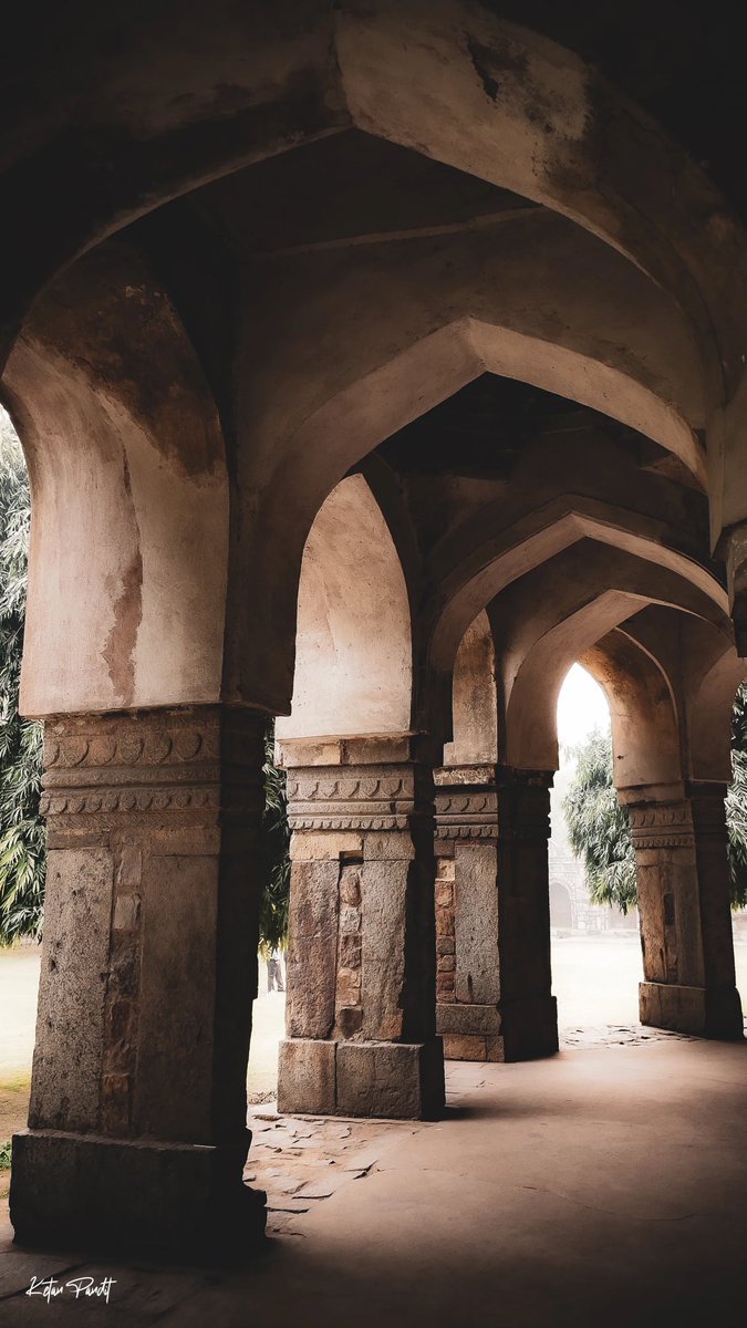 Oh to be in Delhi, 
Amongst all the ruins
Is a thing of beauty.