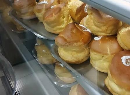 صاحب یک قنادی در مشهد بخاطر فروش نارنجک توسط اطلاعات سپاه دستگیر شد