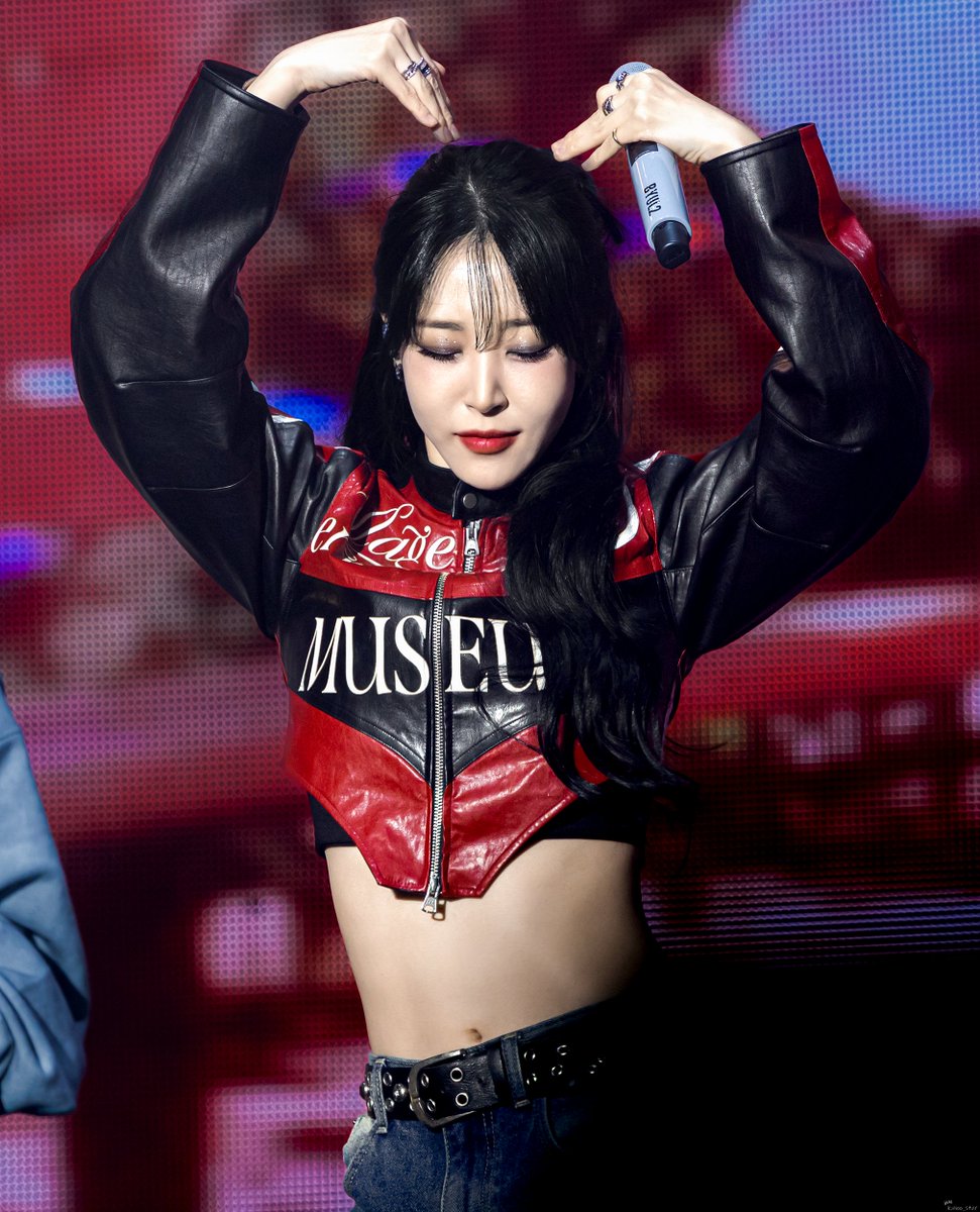 Moonbyul 문별🐹 ] 251123 [MUSEUM : village of eternal glow] IN